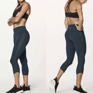 Lululemon Women's Ready Set Go Crop 21” Submarine Size 6
